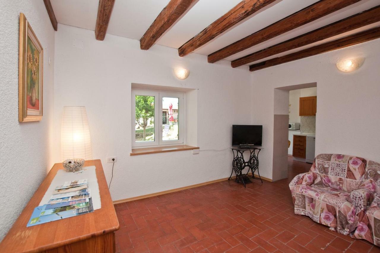 Pensjonat Country House Gazon Šmarje Zewnętrze zdjęcie